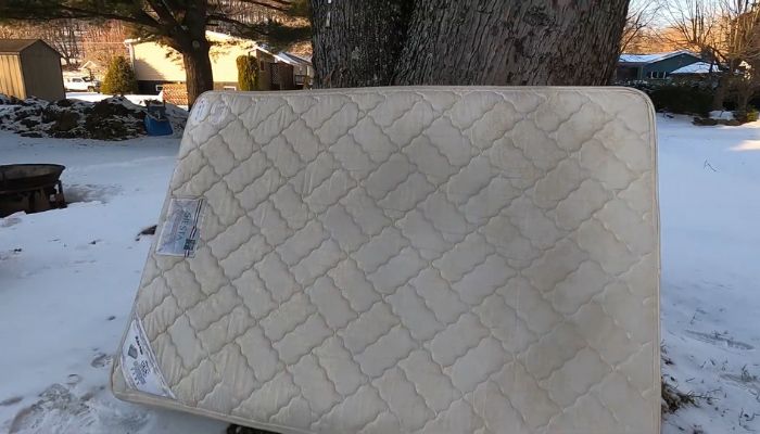 can you take a mattress to the dump