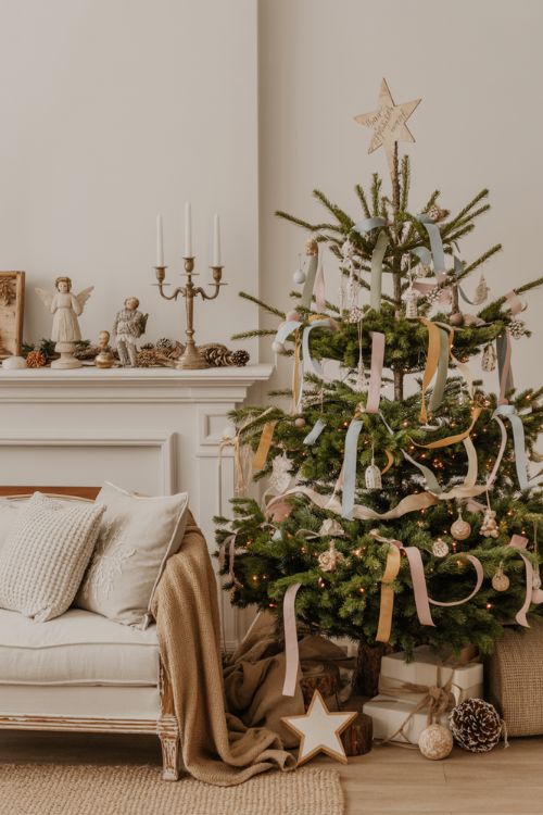 Country Christmas Decorations – French Country & Farmhouse Holiday Blend