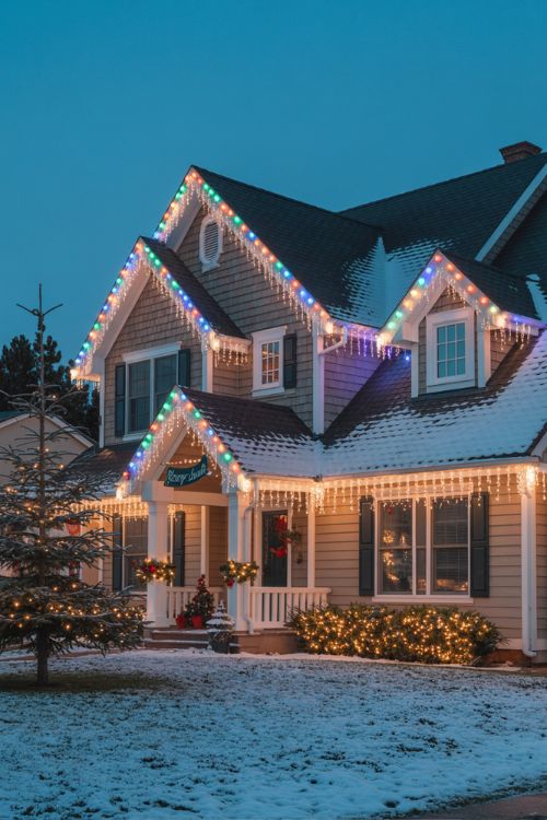 Creative Roof and Gutter Lighting Ideas