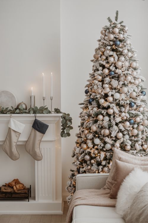 Modern Christmas Home Decor Ideas for Contemporary Homes