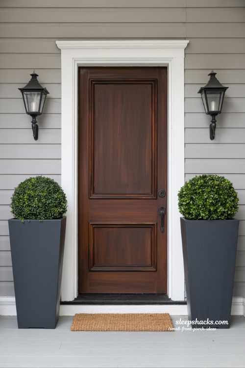 Balanced Beauty: The Symmetrical Entry