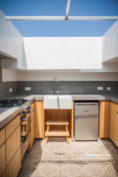 Small Kitchen Layout Secret: The "Working Triangle" for Faster, Easier Cooking