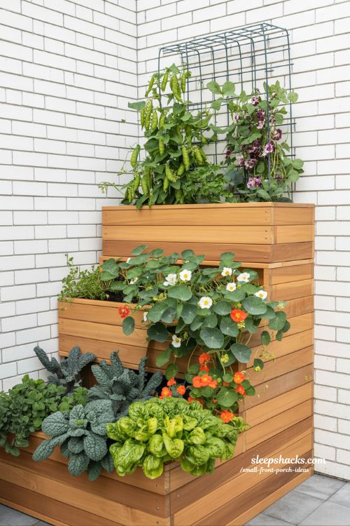 The Urban Balcony Oasis: Self-Watering Vertical Herb Towers for Modern Apartments