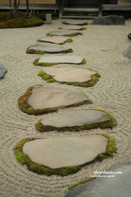 stepping stone path ideas small japanese garden layout with irregular stones moss and zen gravel walkway design