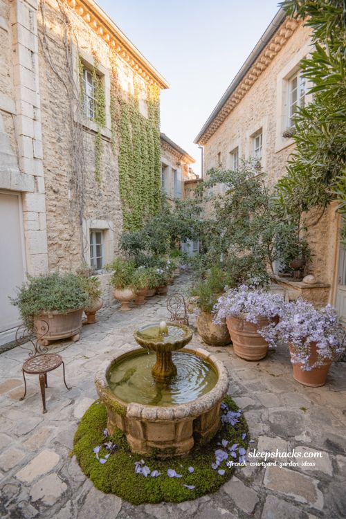 french-courtyard-garden-ideas