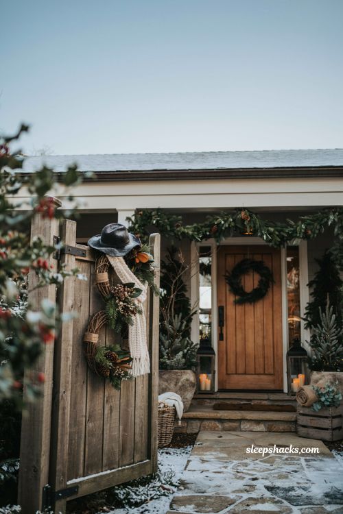 Christmas yard decorations ideas with a diy grapevine wreath snowman and rustic farmhouse holiday decor
