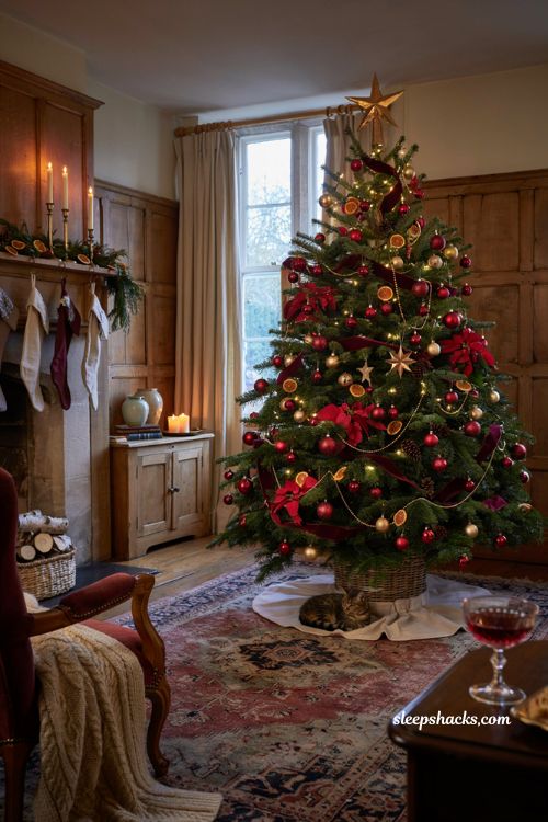 Classic red and gold Christmas tree with elegant heritage holiday decor ideas