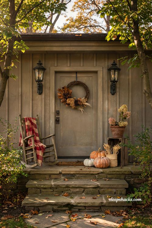 Fall outdoor decor ideas with a handmade foraged autumn wreath