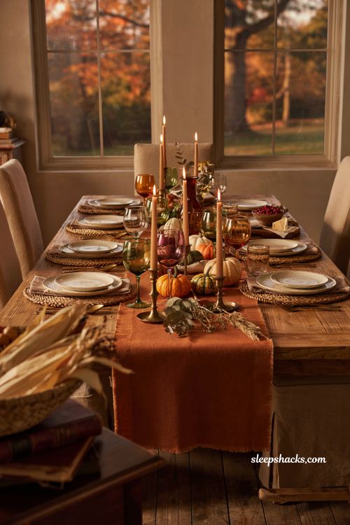 Fall table decor ideas with amber glassware and cozy autumn tablescape