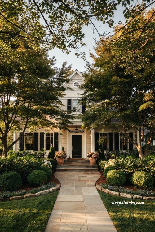 Front lawn landscaping ideas with evergreen shrubs for year round curb appeal