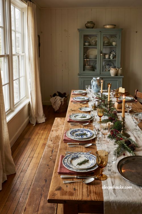 Vintage christmas decor diy with thrifted blue and white dishes holiday table setting