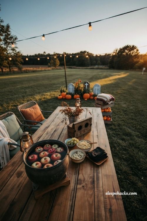 Classic Halloween party games for an outside backyard party