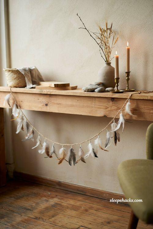 Diy natural feather fall garland with neutral tones for rustic autumn decor