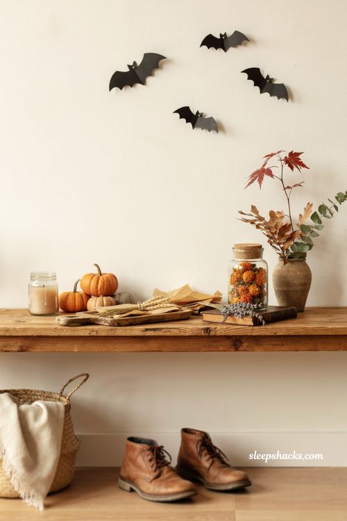 Easy Halloween decorations with simple handmade touches and cozy autumn entryway decor