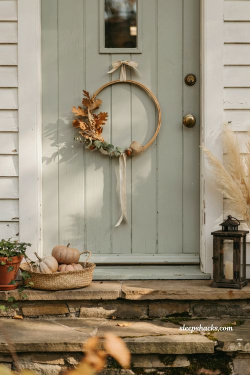 Easy diy fall wreaths with embroidery hoop wreath and simple autumn door decor