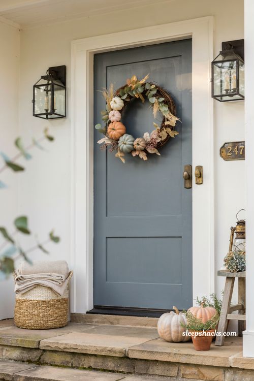 Easy fall wreaths with pastel painted mini pumpkin ombre wreath