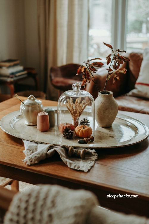 Fall coffee table decor tray using vintage kitchen pieces and repurposed home decor