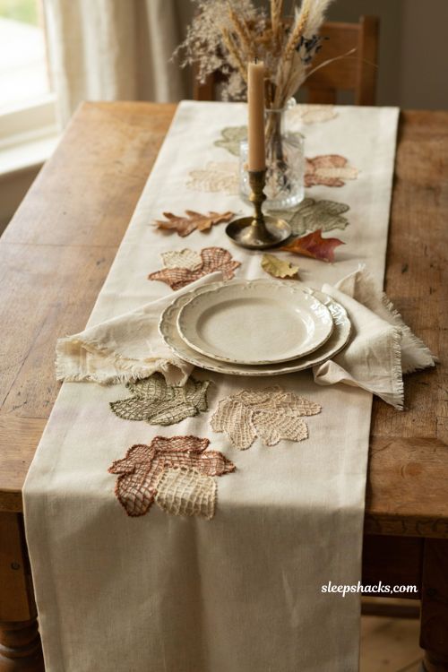 Fall table runner patterns with freestanding lace embroidery leaves 