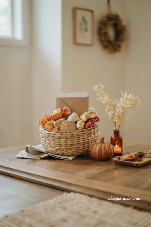 Neighbor booing basket ideas with Halloween candy treats and simple fall surprises