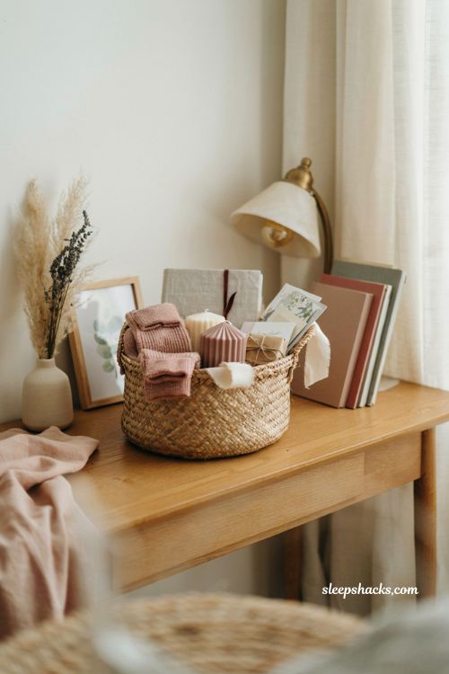 Pinterest girl boo basket ideas for girlfriend with blush aesthetic gifts