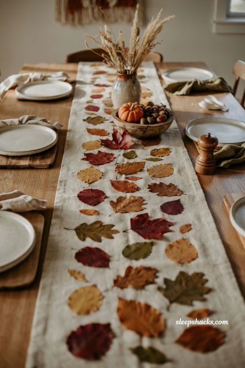 Thanksgiving tablescapes with leaf stamped linen table runner 