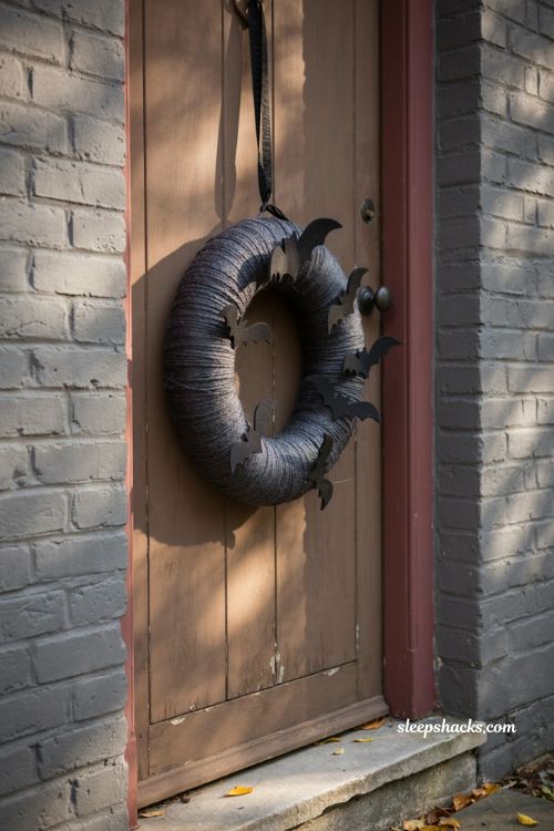 Vampire bat wreath charcoal yarn black bats Halloween front door decor