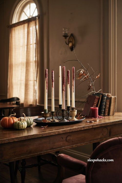 easy diy dripped wax candles for spooky halloween decor 