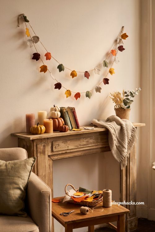 fall felt garland with cozy diy autumn mantel decor ideas