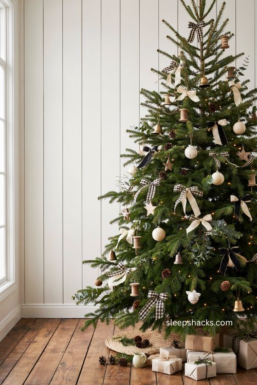Black and cream Christmas tree bows for a modern farmhouse holiday tree