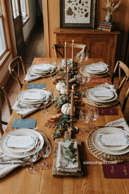 Blue rust and cream Thanksgiving table with menu and place cards
