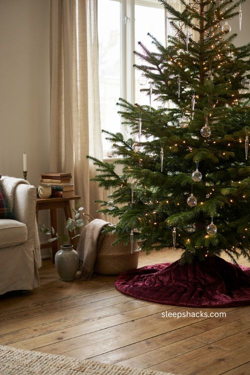 Classic velvet tree skirt with clear icicle Christmas tree 