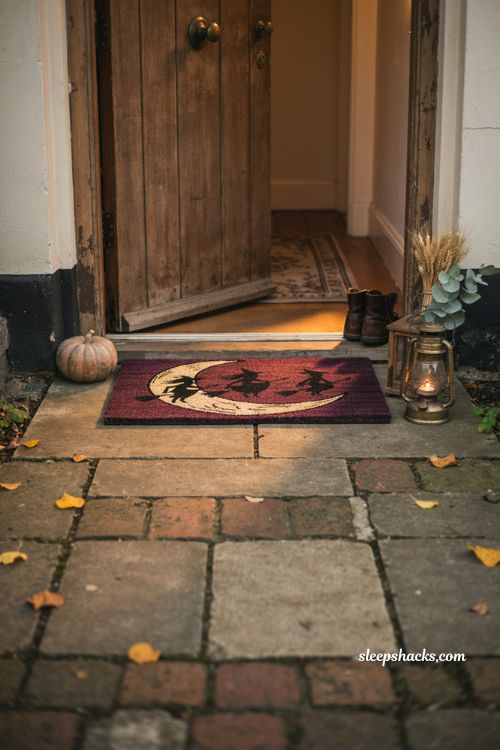 Hocus Pocus Halloween Decor themed doormat front porch ideas
