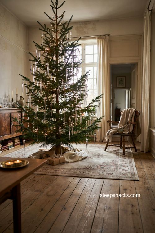 Icicle Christmas tree with clear glass ornaments and frozen light