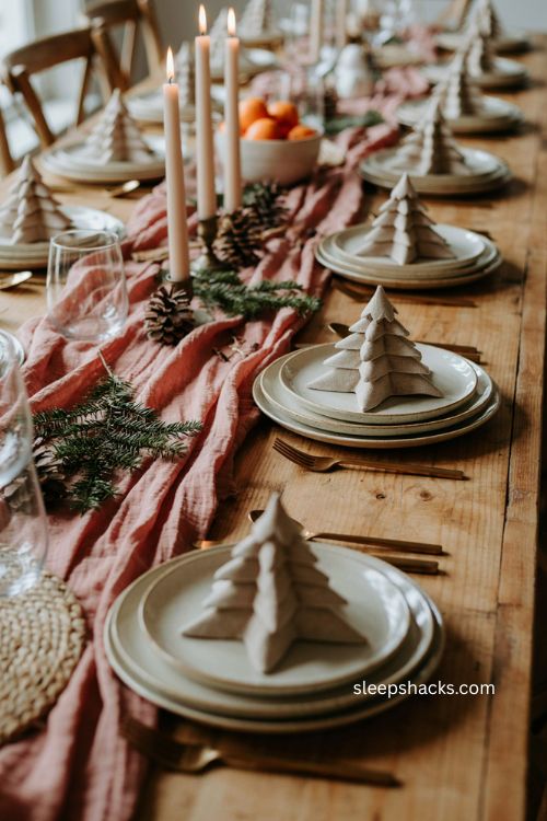 Paper napkin Christmas tree folding for an easy holiday table setting 