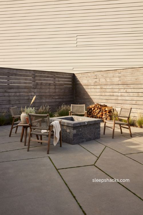 Square fire pit ideas for a small patio with four outdoor chairs 