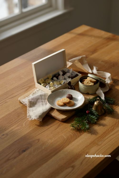 Teacher Christmas gift gourmet chocolate and shortbread ideas