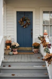 15 Thanksgiving Porch Decorations That Welcome Guests in Style