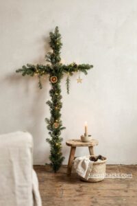 17 Beautiful Cross Christmas Tree Ideas for a Meaningful Holiday