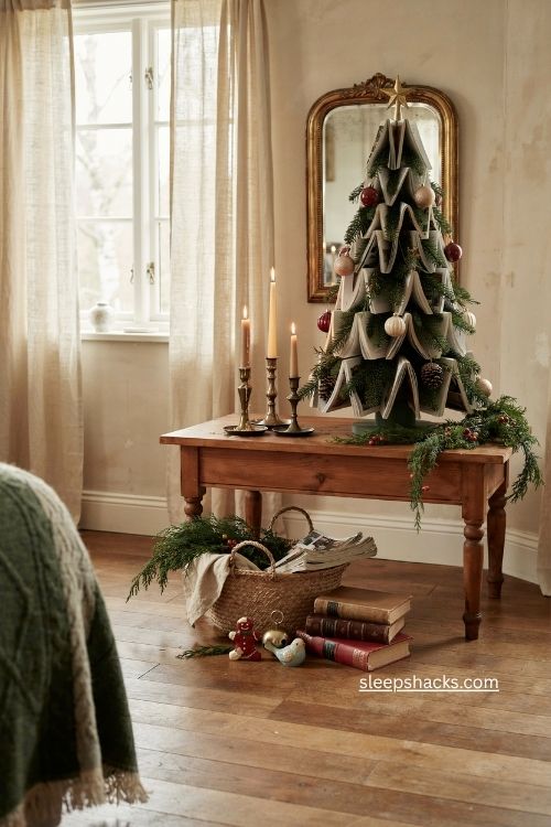 The classic green spray-painted magazine christmas tree 